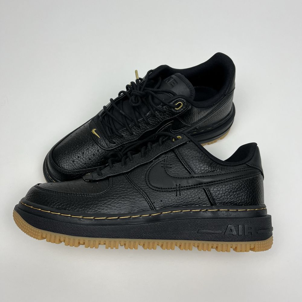 ОРИГІНАЛ зимові кросівки Nike AIR FORCE 1 LUXE DB4109-001 теплі демі