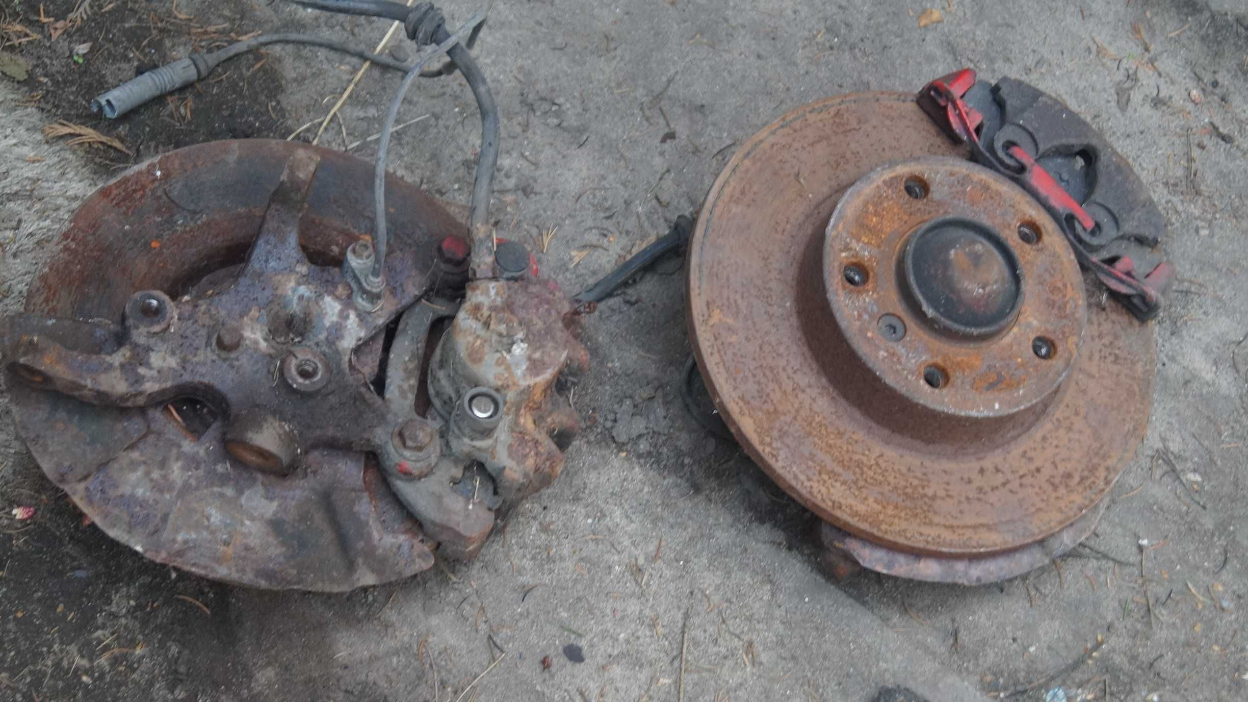 BMW E46 E36 tarcze hamulcowe z zaciskami oryginał super  komplet