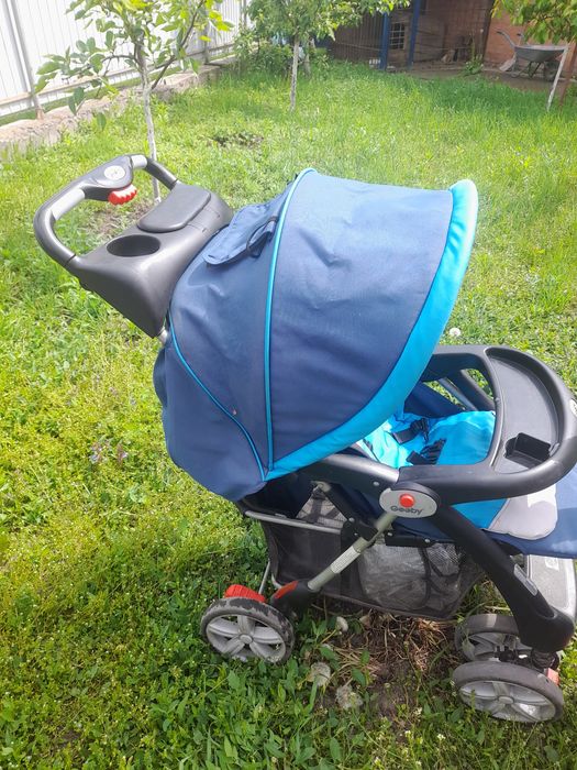 Продам коляску Geoby