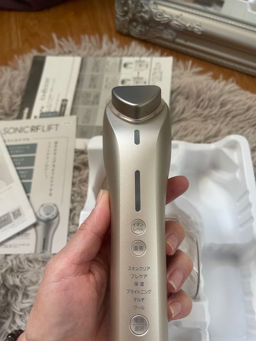Пристрій для омолодження обличчя (Японія ) Panasonic