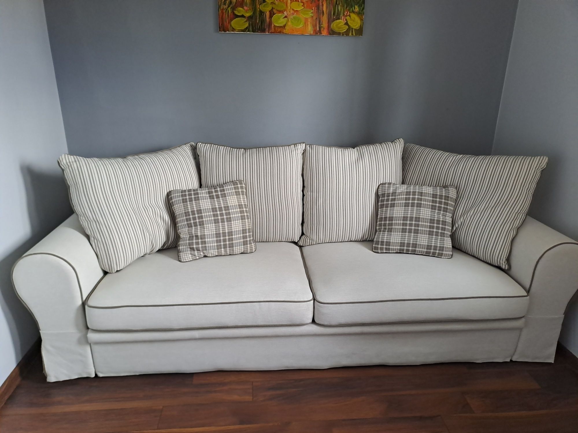 Sofa w stylu angielskim.