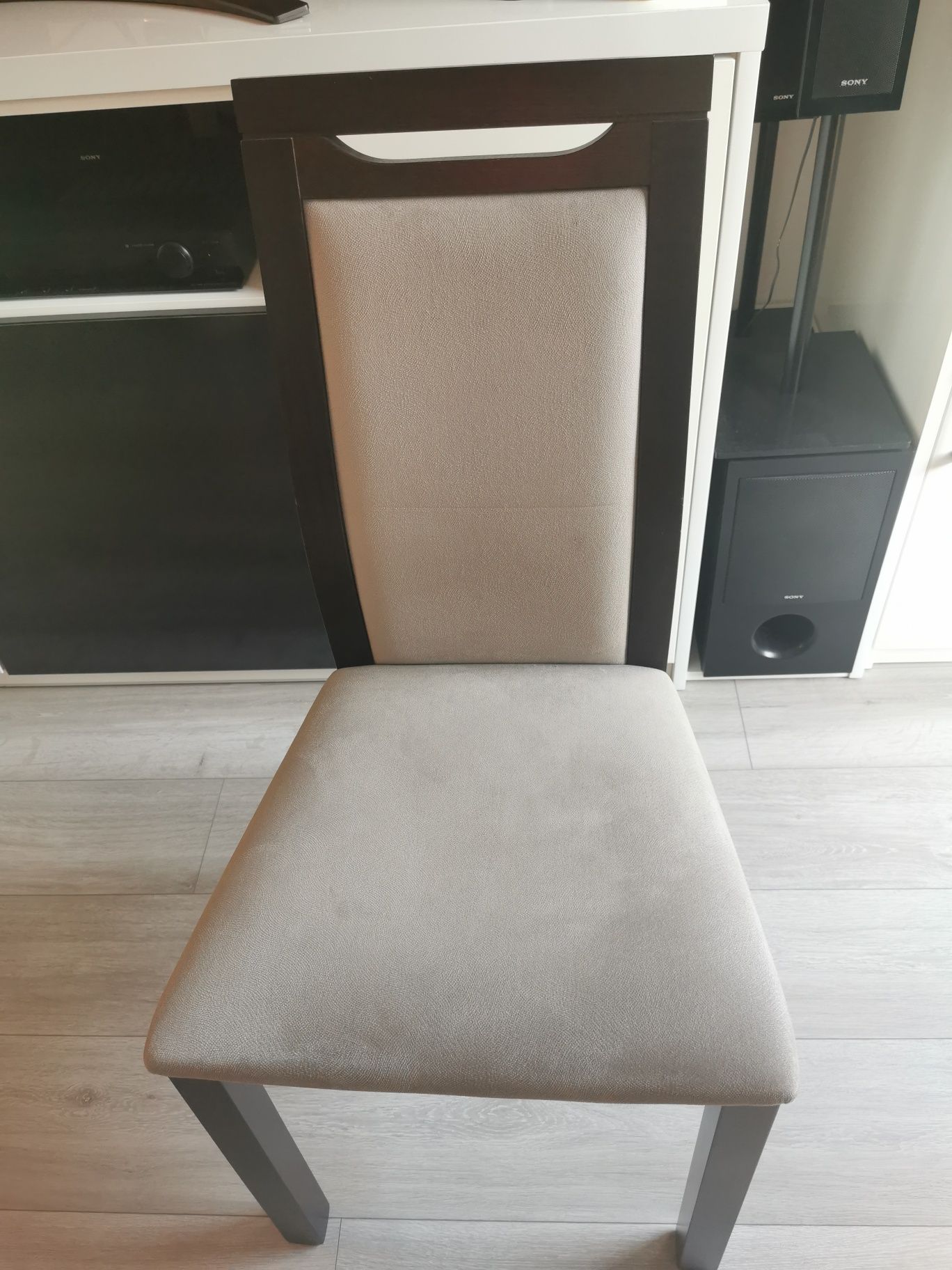 Komplet stół +krzesła