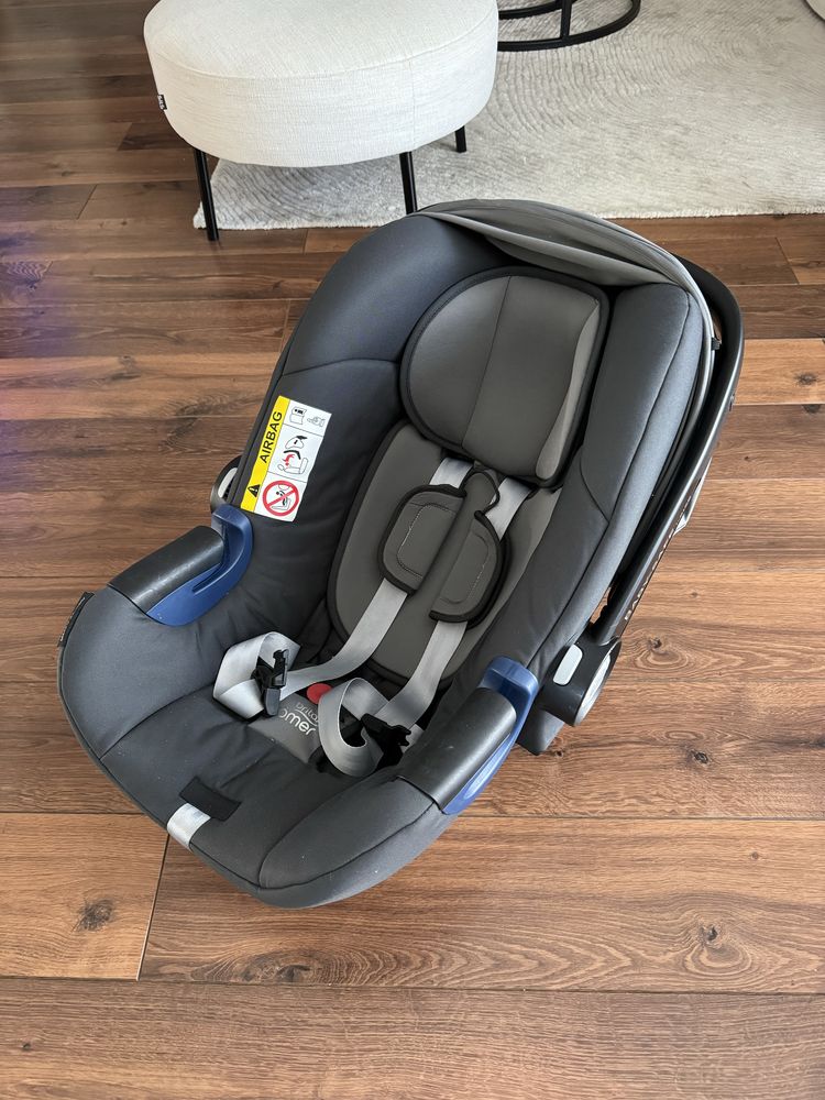 Fotelik samochodowy Britax Baby Safe I-Size z bazą ISOFIX