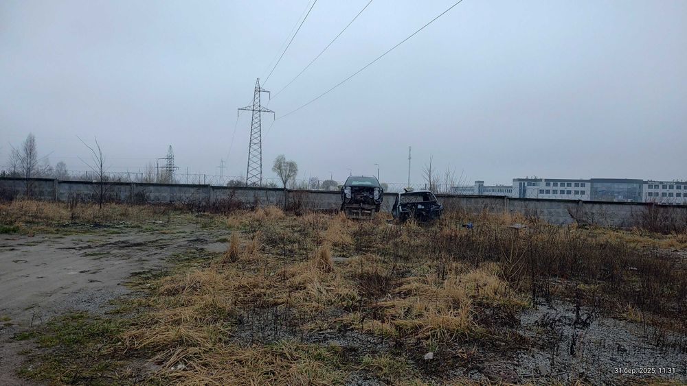 Киев 7км Участок7 сот Суперфасад на дорогу Крюковщина Под Коммерцию