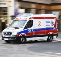 Naprawy Ambulans Karetki pojazdy uprzywilejowane  elektryka moduły
