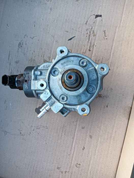 Pompa wtryskowa  Peugeot Citroen Toyota Ford 1.5 Bluehdi YH0