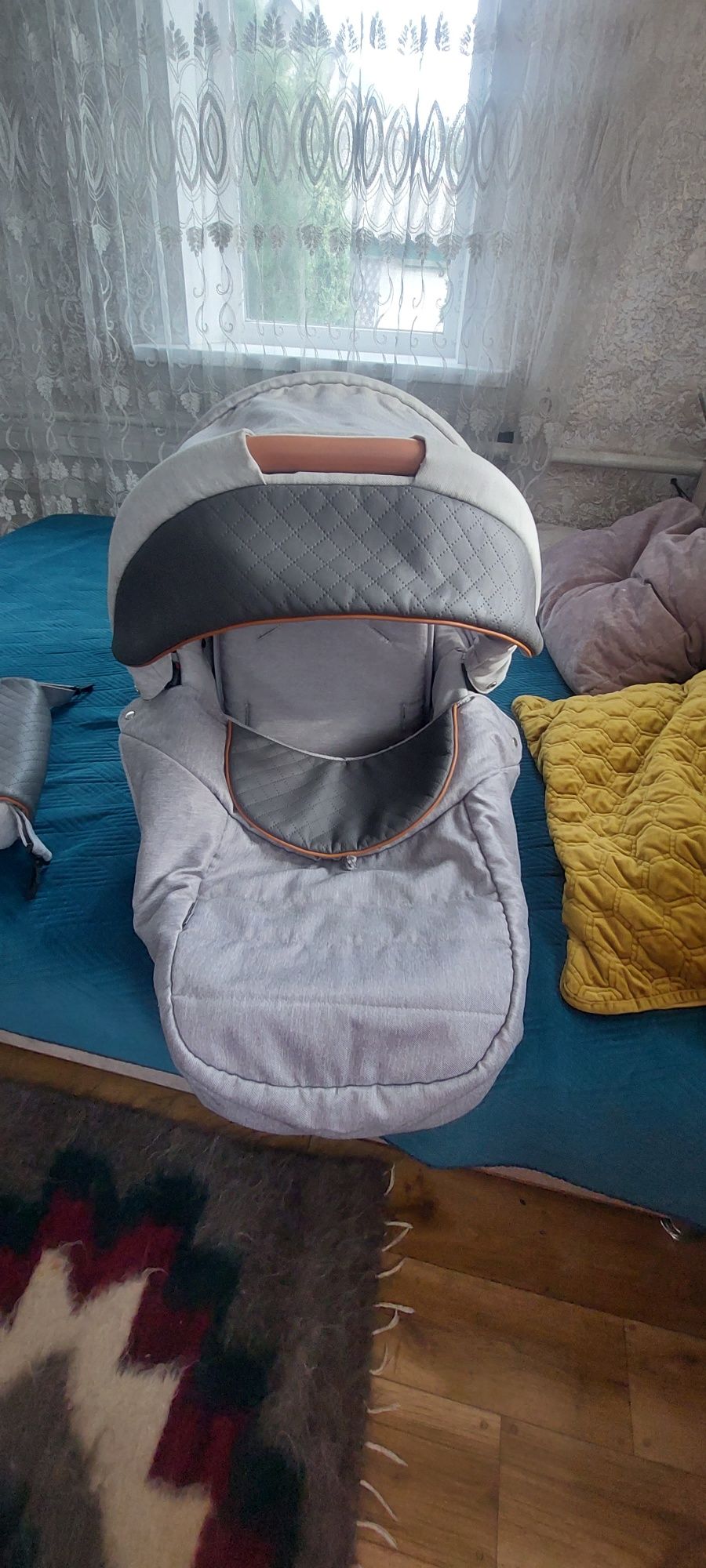 Каляска в хорошем состояние ! 2.500грн..требует стирки