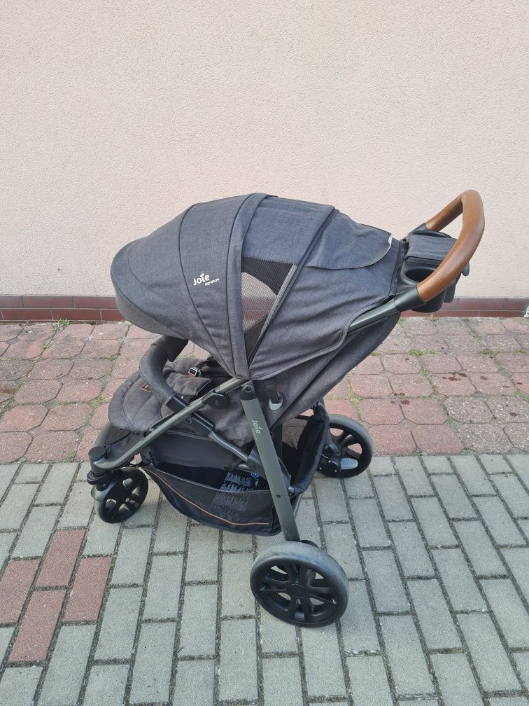 Wózek spacerowy Joye + śpiwór gratis