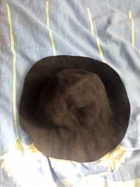 Czarny jesienny wełniany kapelusz H&M rozmiar S