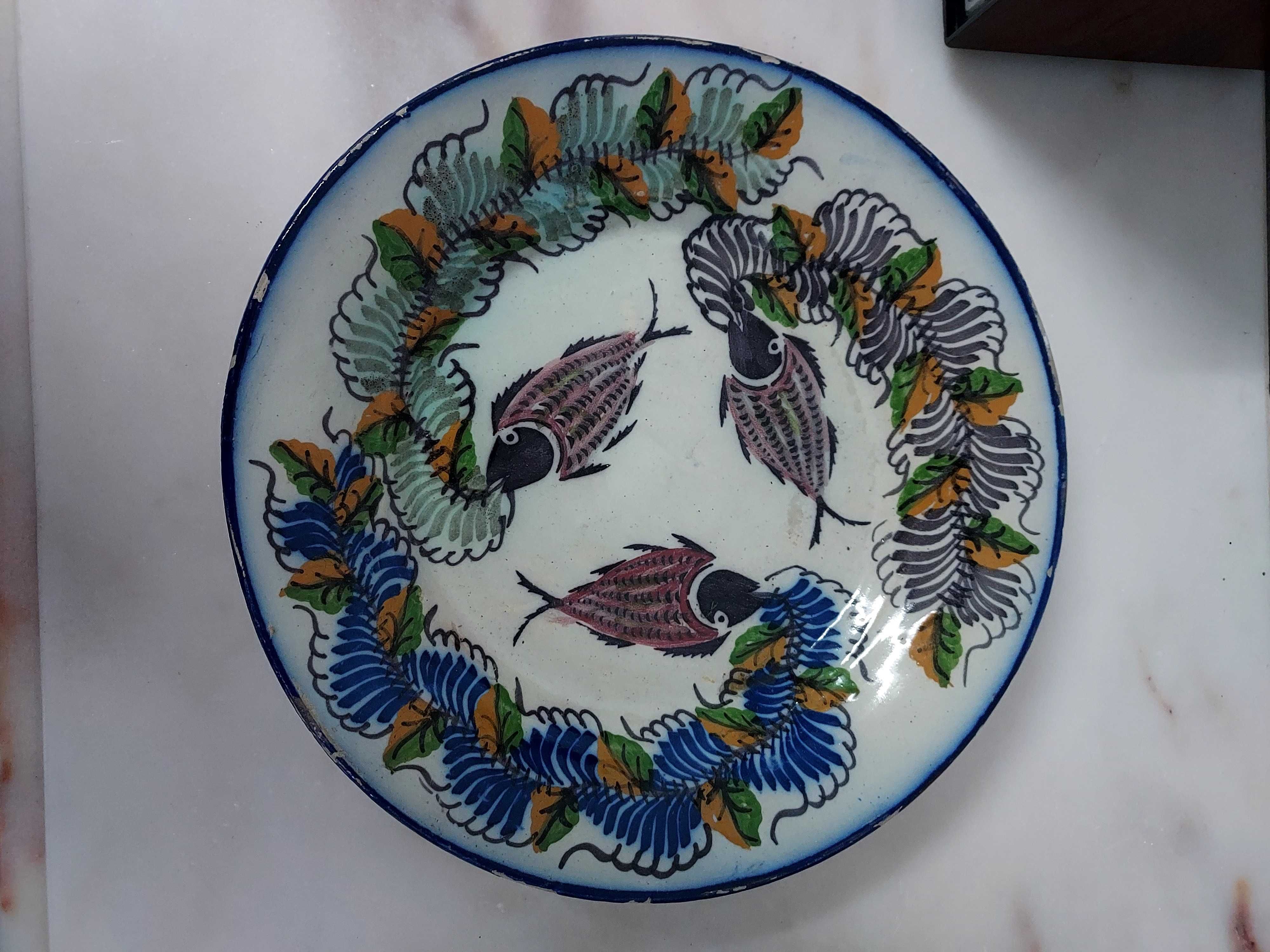 Louças derativas variadas