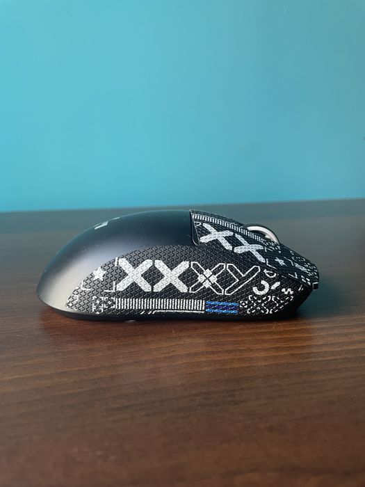 G Pro X Superlight 2 + Tiger Ice V2 Dots i Gripy