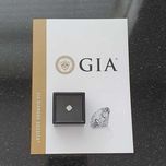 Diament naturalny 0.53 ct poduszkowy E VVS1 certyfikat GIA
