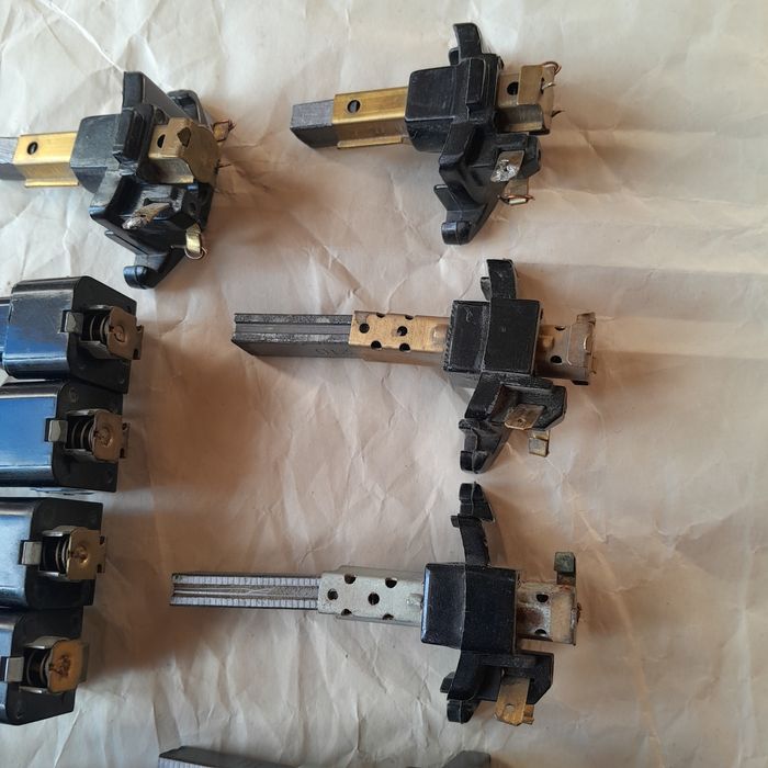 Щётки.Платы.Выключатели.