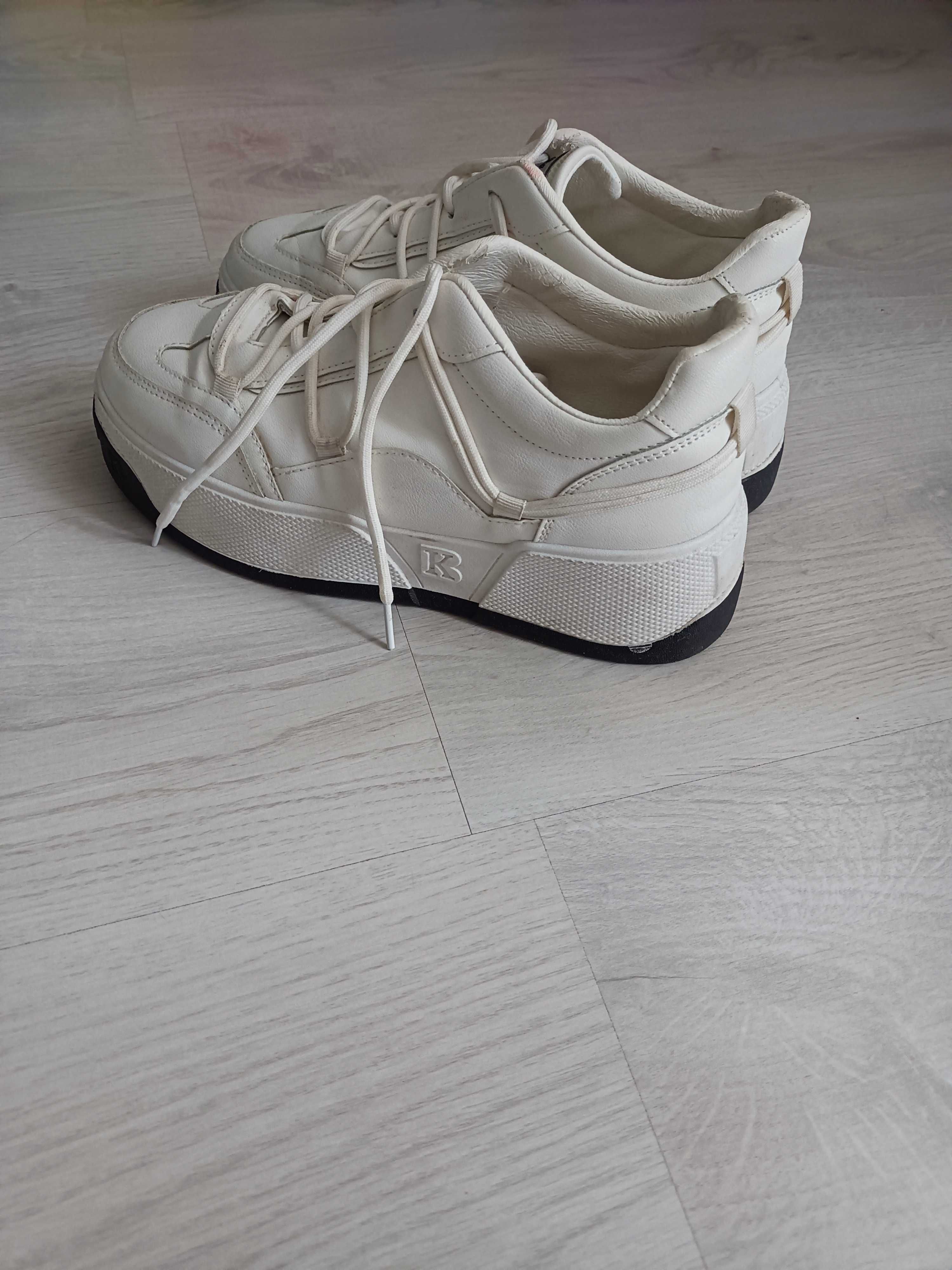 Buty damskie-sneakersy- Princess -rozm.40