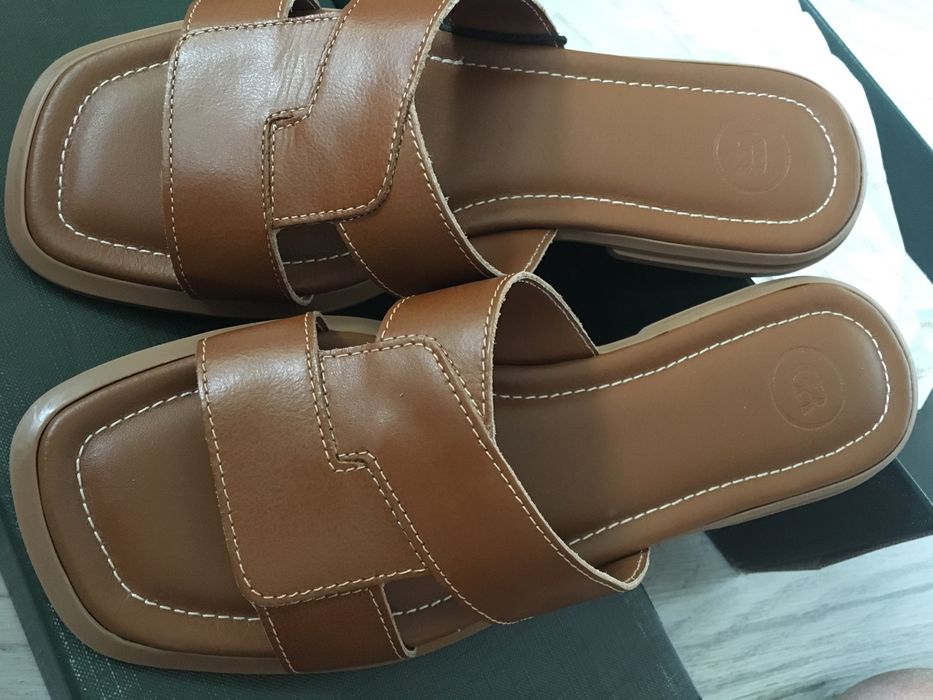 Klapki Gino Rossi 38 - 25,2 cm skóra