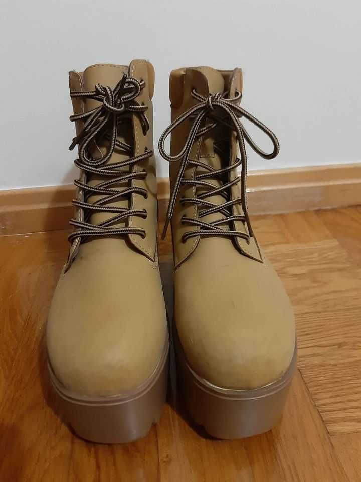 Bota mulher nº38