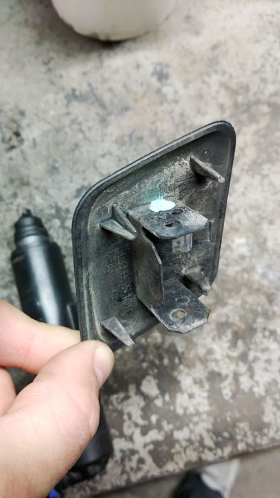 Заглушка Бампера Омивача Омивач фари Skoda Yeti-1 2008-2013