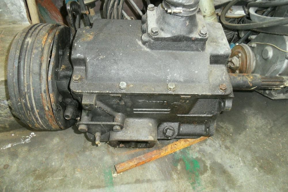 Ził Zis skrzynia biegów części wałek koła ciągnik Sam LKT most tylny