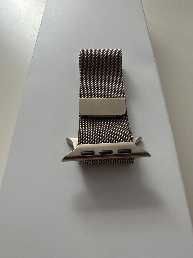 Oryginalna opaska Apple milanese loop kolor złoty