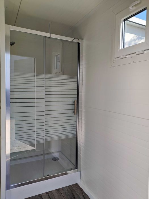 Camping pawilon wc kontener łazienka toaleta socjalny prysznic natrysk