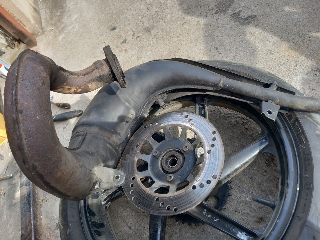 Honda crm 125  części dyfuzor nsr