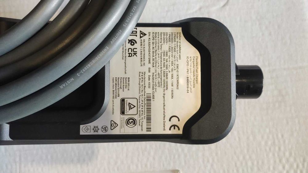 Зарядка для електромобиля БМВ BMW 11кВт