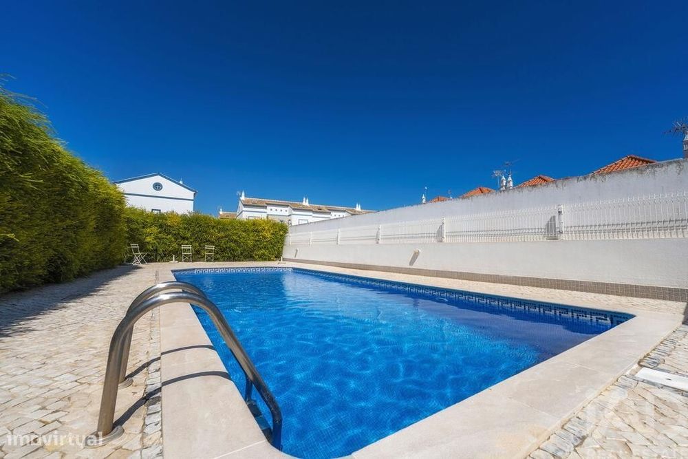 Casa / Villa T2 em Vila Nova de Cacela de 125,00 m2