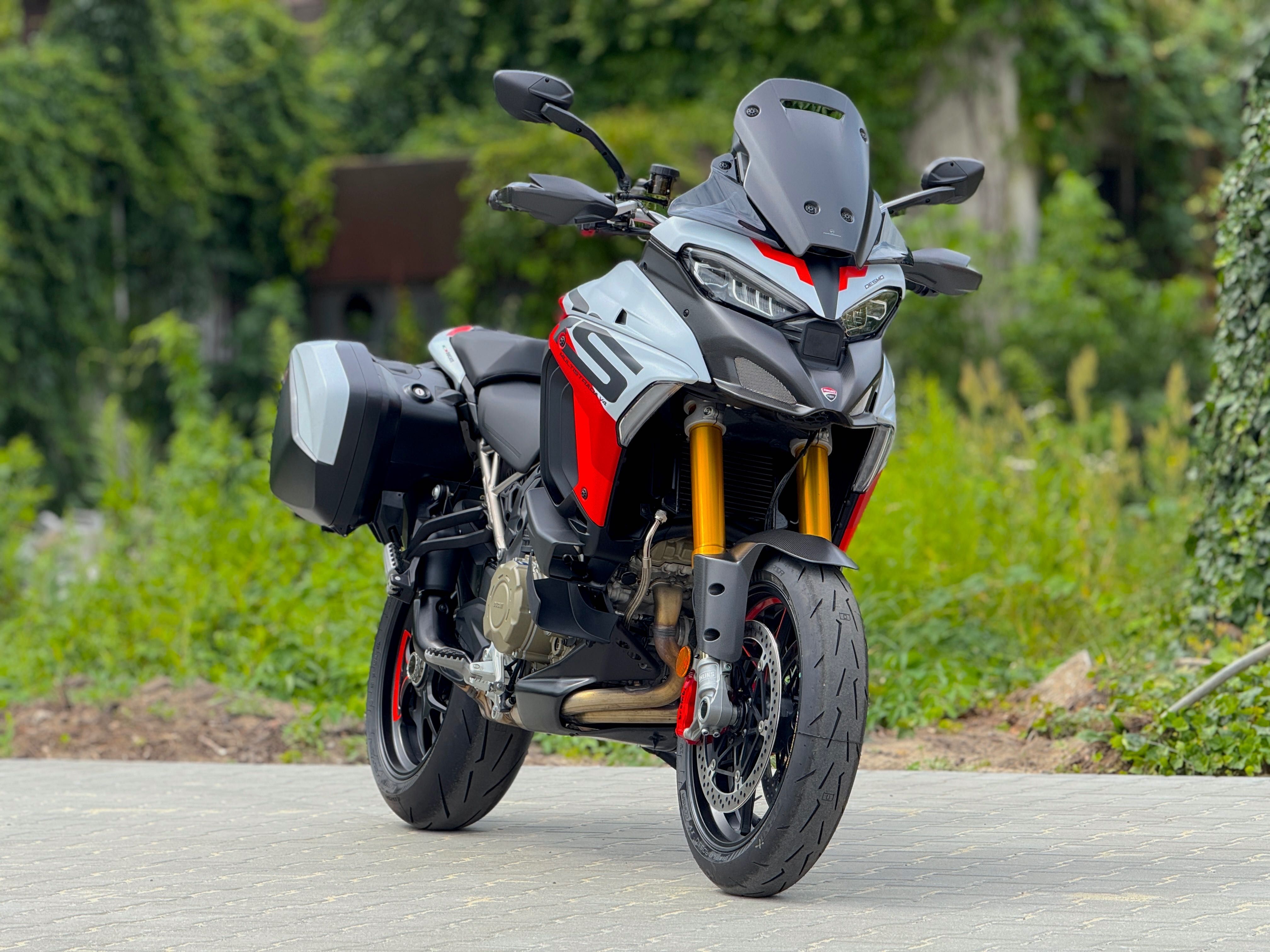 Ducati Multistrada V4 RS-Wypożyczalnia Wyjątkowych Motocykli -Warszawa