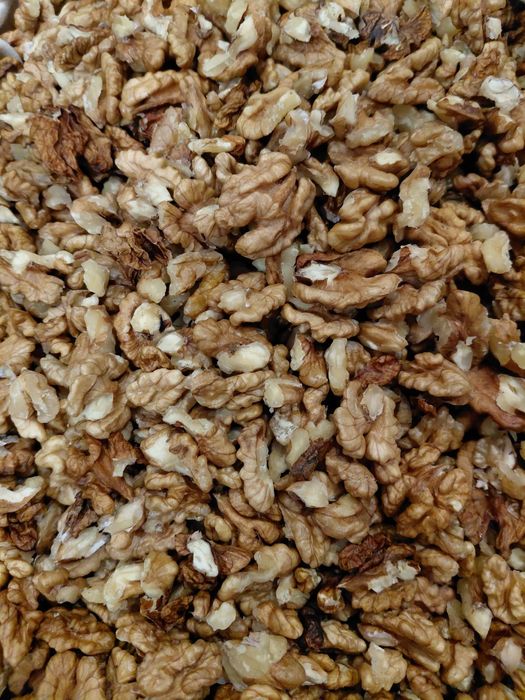 Продам грецькі горіхи