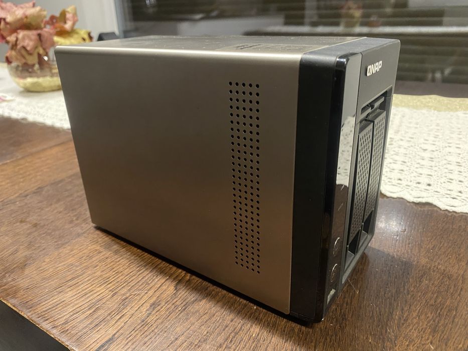 Serwer plików Qnap ts-219p+