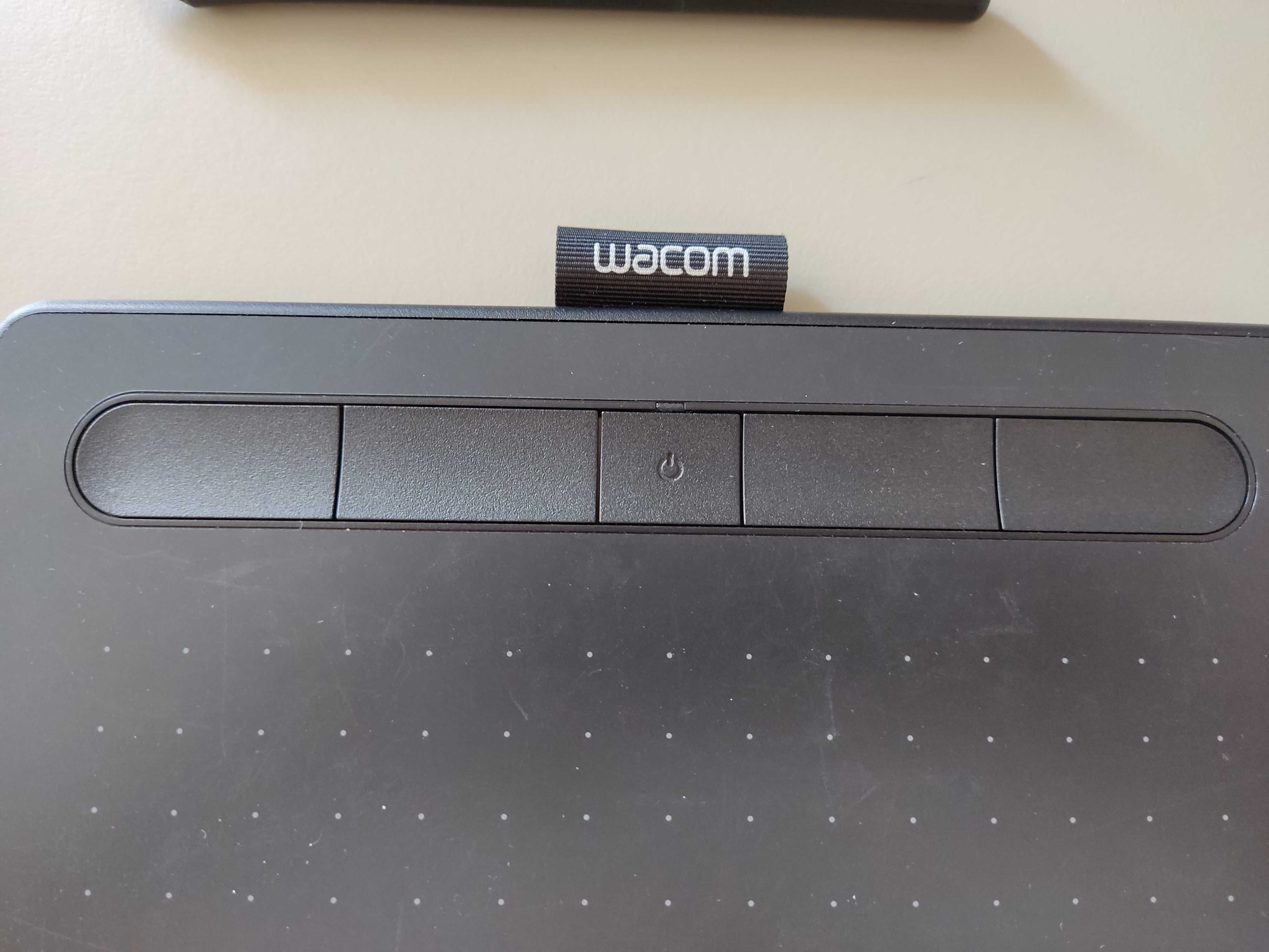 Mesa digitalizadora WACOM Intuo S - boa oportunidade nao perca