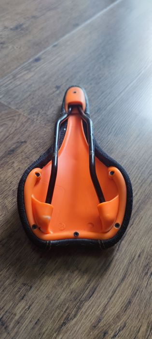 Siodełko Siodło rowerowe MTB SDG Fly MTN