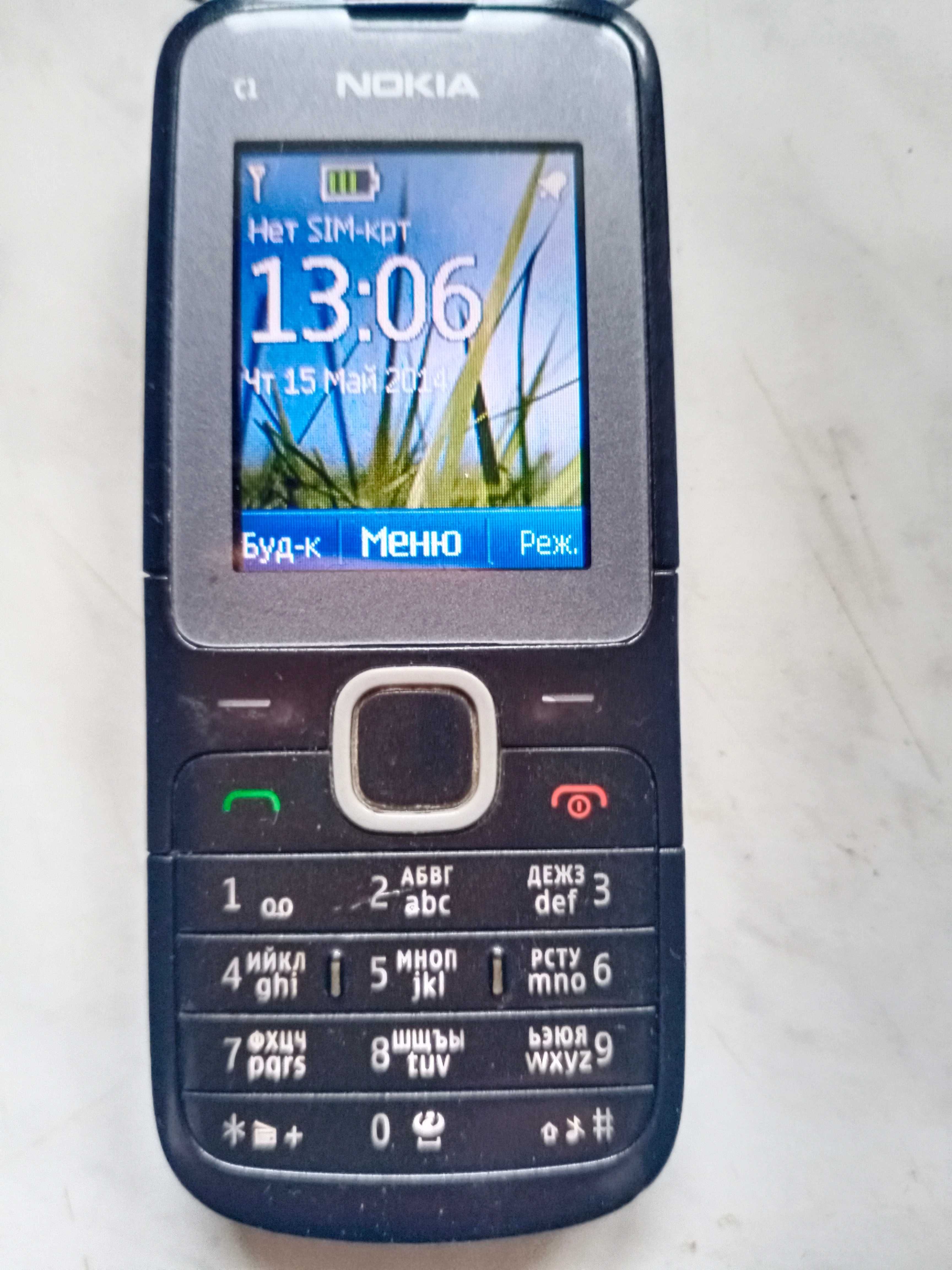 Мобильные Кнопочные телефоны  Samsung SGH-B200/Nokia  C1-01