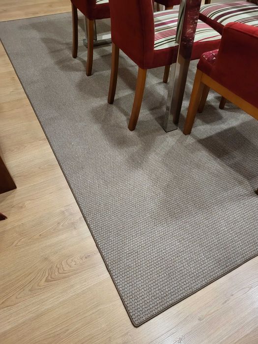 Tapete castanho  2,00×2,90 - Interior ou Exterior -Urgente