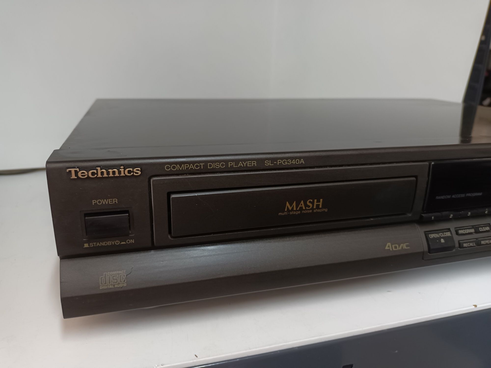 Odtwarzacz CD Technics SL-PG340A