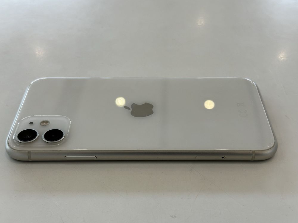 Apple iPhone 11 128GB Biały/White - używany