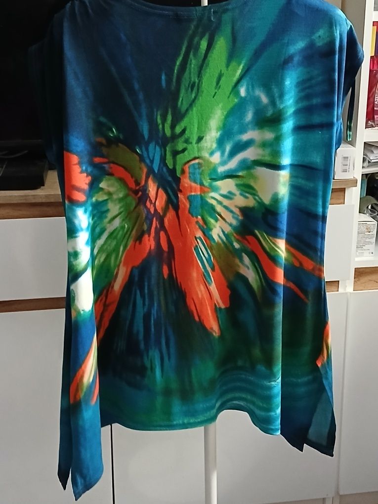 Kolorowa letnia bluzka Futurel rozmiar 58