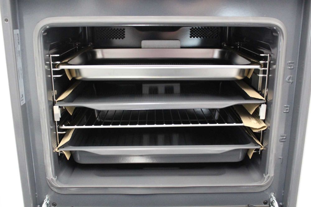 Piekarnik parowy Gorenje BCS798S24BG Ekspozycja/wyprzedaż/nieużywany