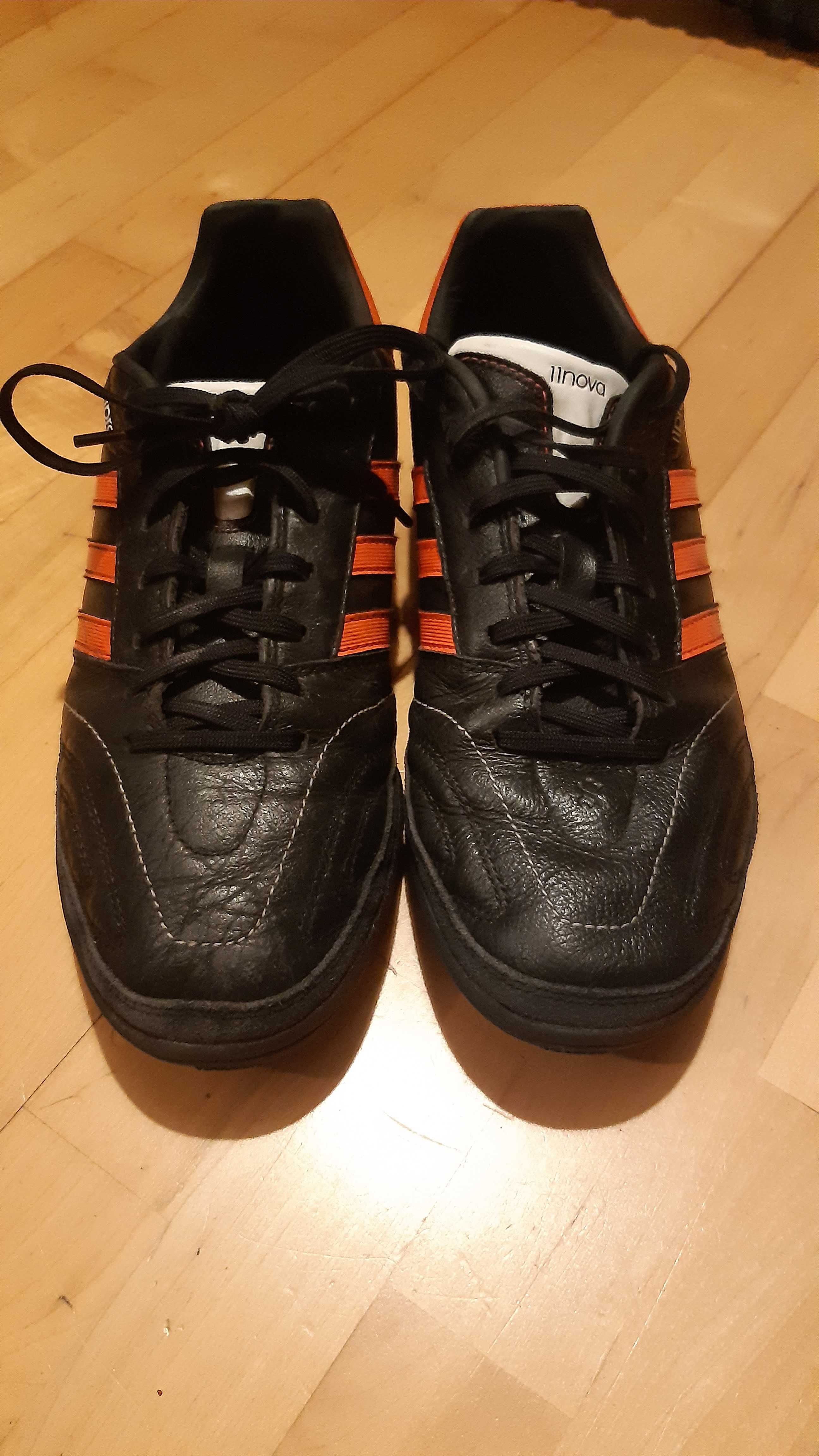 Adidas 11nova TF rozmiar 42