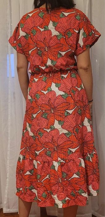 Vestido com Estampa de flor