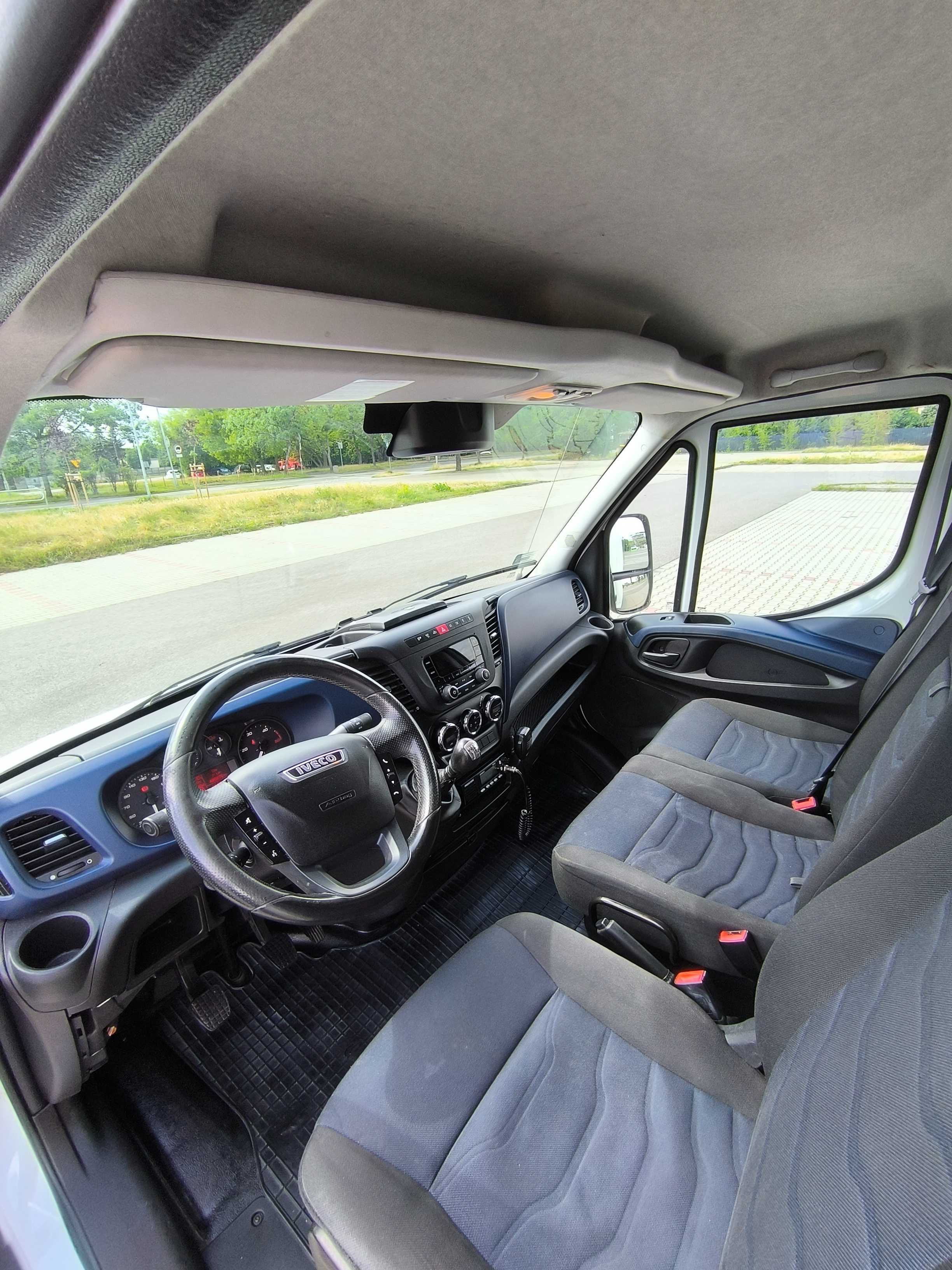 Iveco Daily 50C/35, 3.0 180KM, izoterma LAMAR, winda Dhollandia 1000kg
