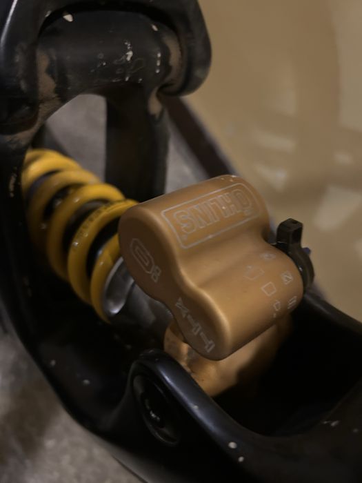 Damper ohlins ttx22M.2