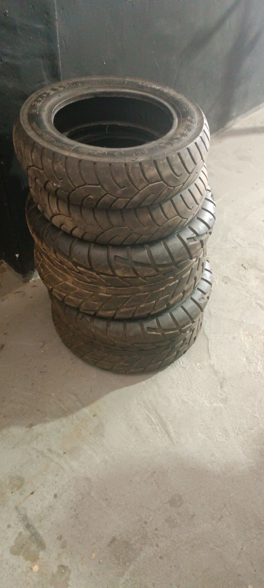 Pneus moto 4 superquad