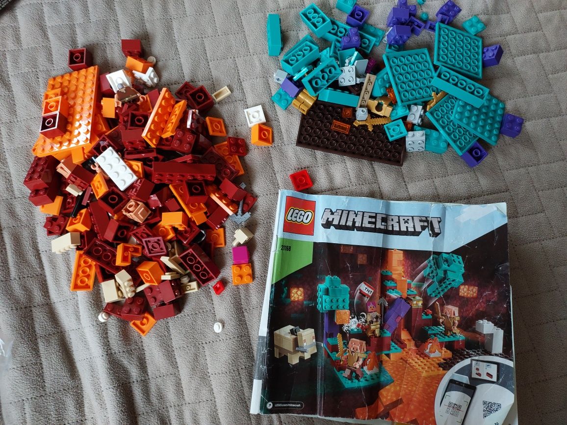 Klocki Lego Minecraft 21168, Spaczony las, The Warped Forest