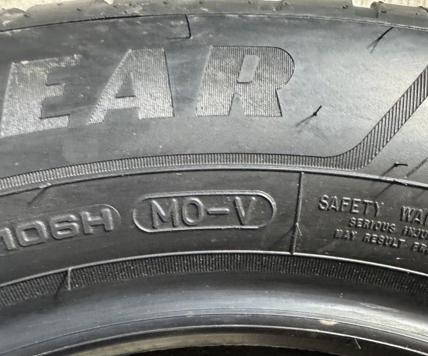 245/55r17 GoodYear UltraGrip Performance + 106H XL 2024