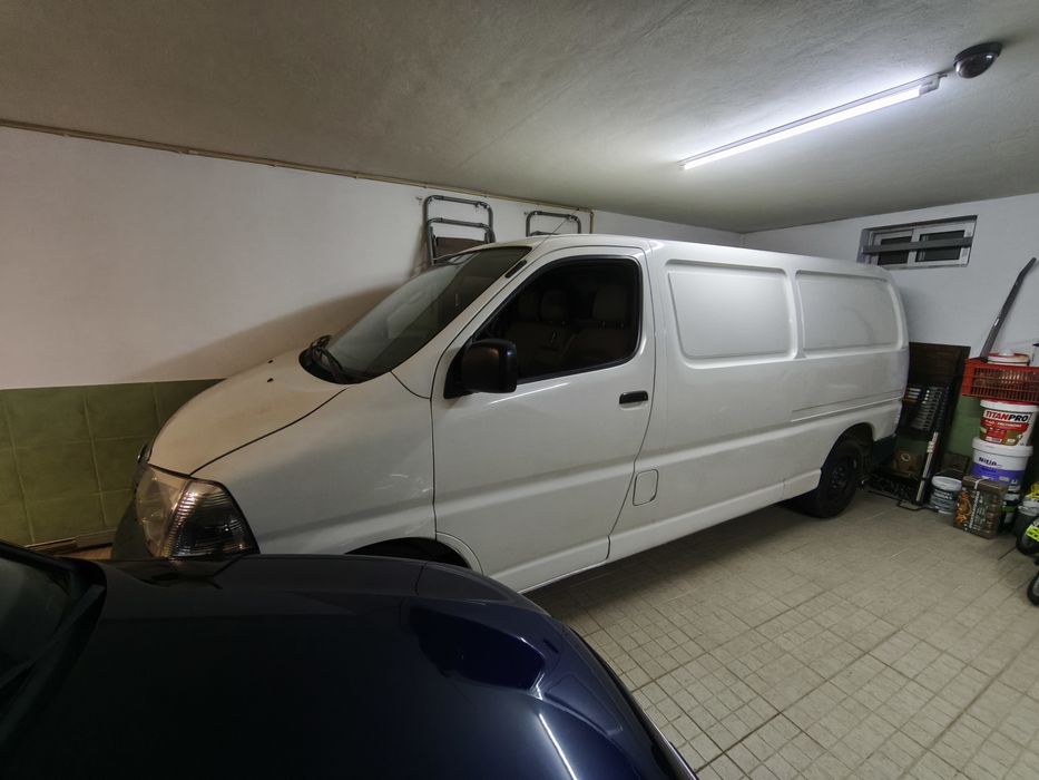 Carrinha Toyota hiace D4D