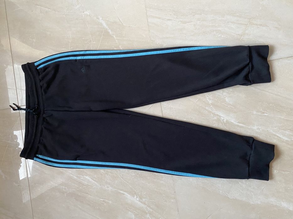 Fajne sposnie dresowe damskie-M-Adidas