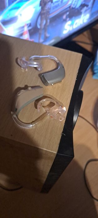 Продам слуховой аппарат Oticon