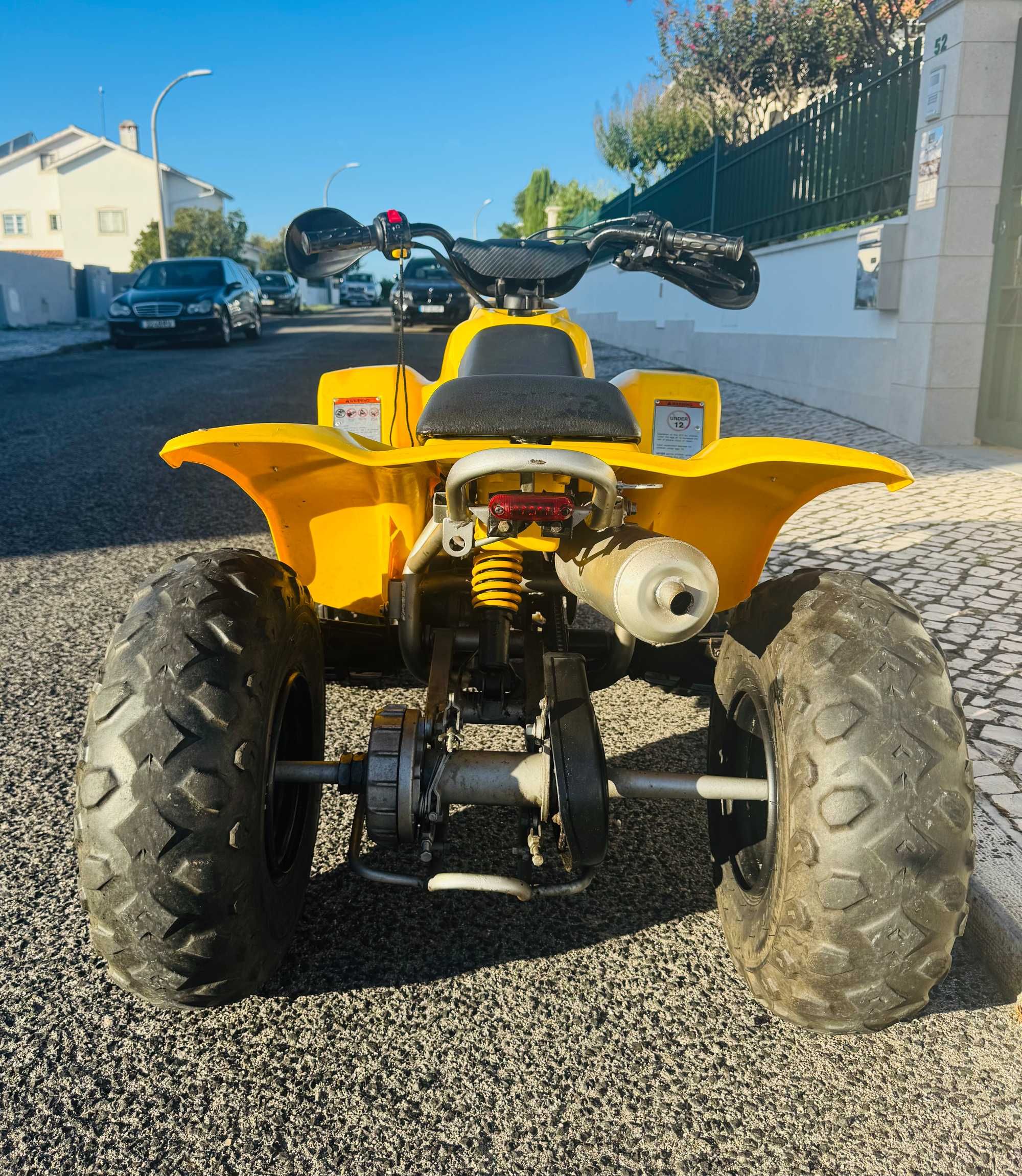Moto 4 Quadzilla para crianças