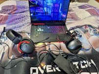 Mega zestaw! Laptop Asus RedMagic + pudelko